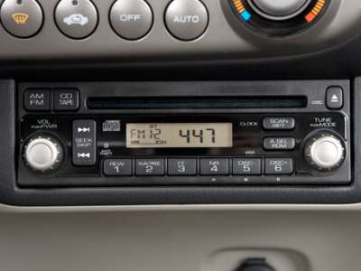 Honda Insight - AM/FM/CD ресивер
