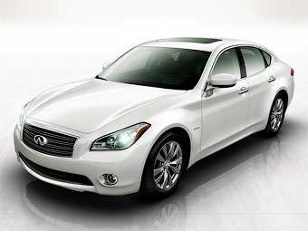 Infiniti M35  