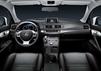 Lexus CT 200h 